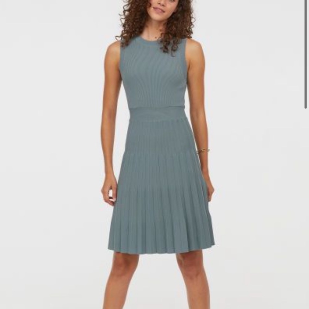 Dress - knee length, flared fit and pleated